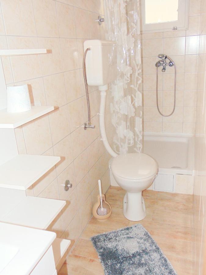 Apartament Apartman Mia Vir Zewnętrze zdjęcie