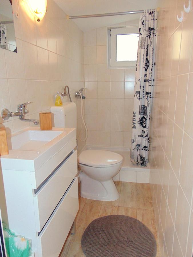 Apartament Apartman Mia Vir Zewnętrze zdjęcie